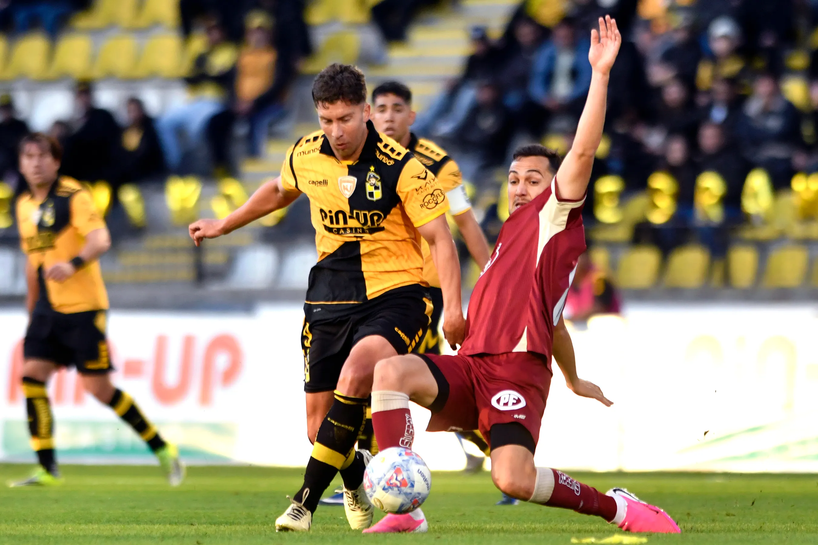 Nicolás Johansen jugó hasta el minuto 70 ante La Serena. Foto: Alejandro Pizarro Ubilla/Photosport