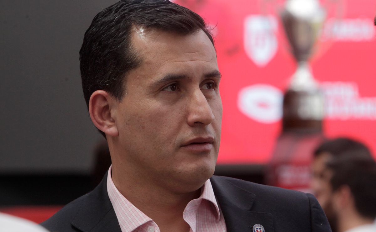Enrique Osses deja Costa Rica y su próximo destino es una incógnita