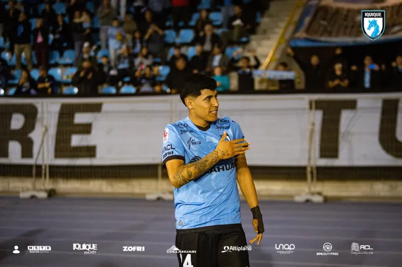 Bayron Barrera tiene 17 años y ha jugado 19 partidos por Deportes Iquique: suma cuatro goles y tres asistencias. (Foto: Deportes Iquique).