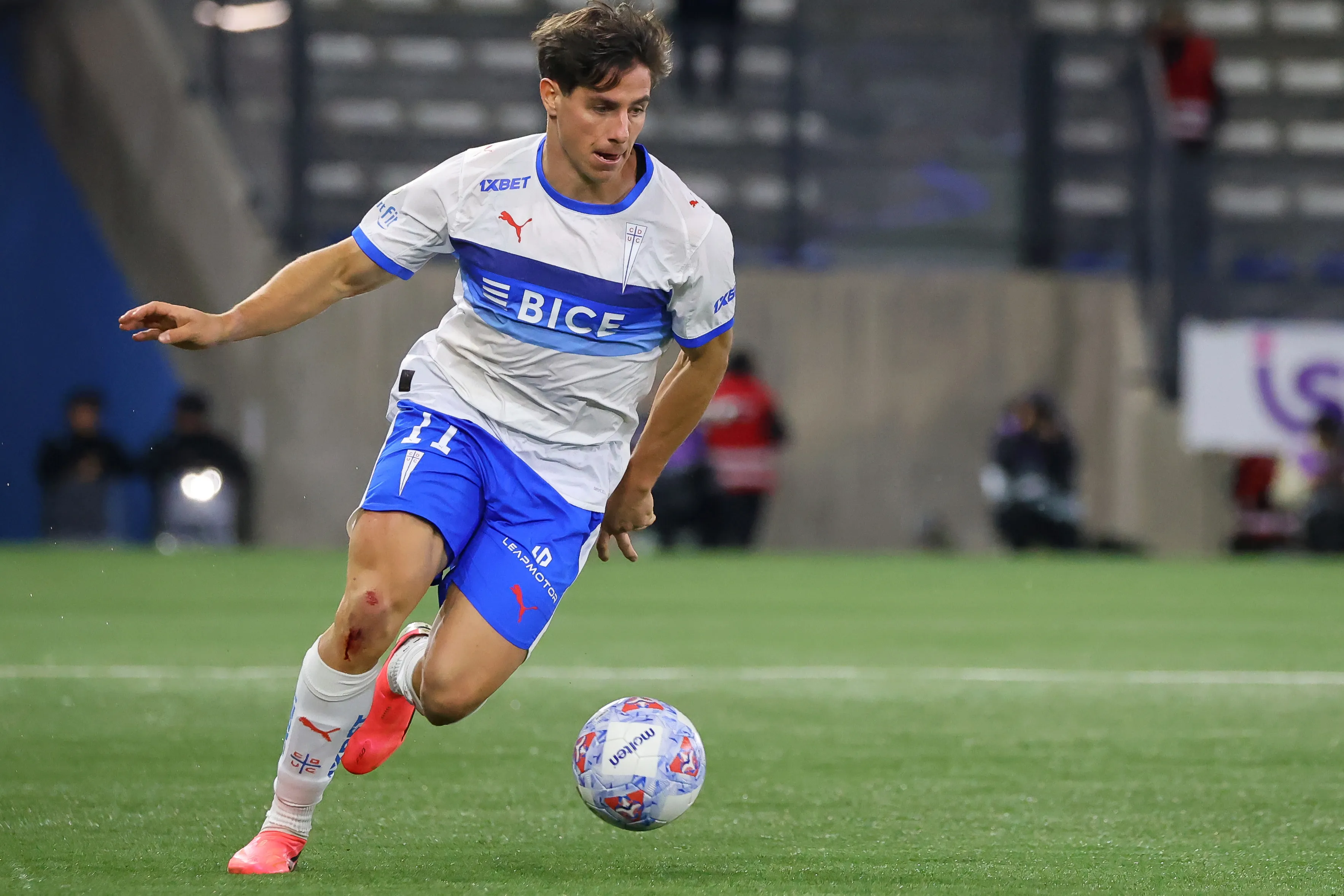 Clemente Montes no podrá jugar en estas llave de Copa Libertadores ante Estudiantes. | Foto: Photosport.