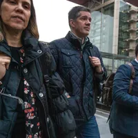 La nueva funa de la barra de la U a Michael Clark en tribunales