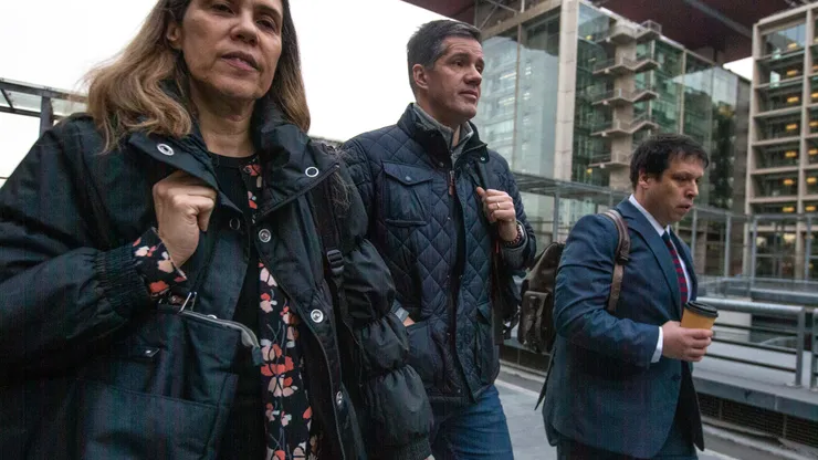 Michael Clark a la salida de los Tribunales.