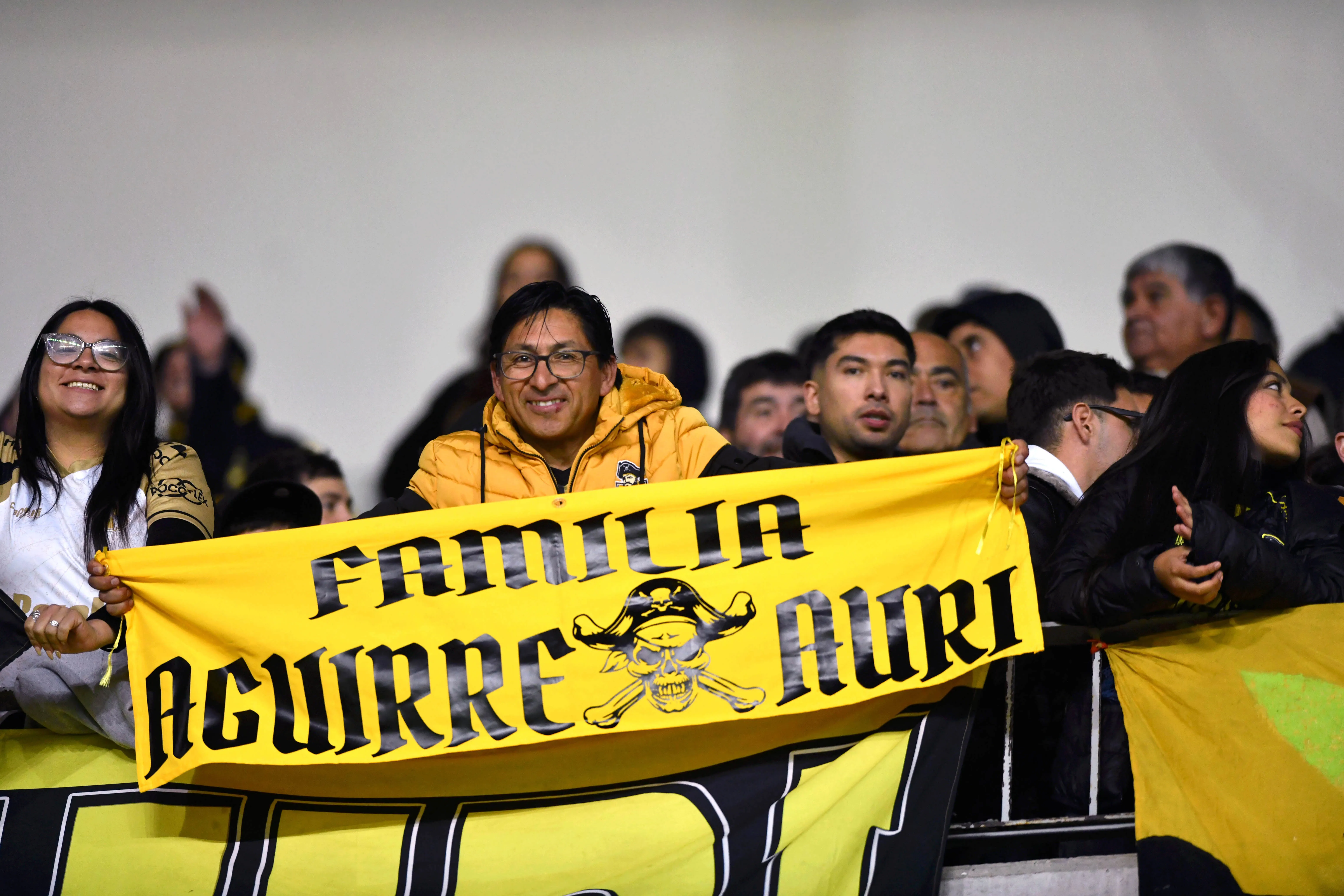 Los hinchas que vayan a Argentina serán bien recibidos por el Calamar, según le contó a RedGol el presidente. Se esperan más de 1.500 fanáticos aurinegros. (Alejandro Pizarro Ubilla/Photosport).