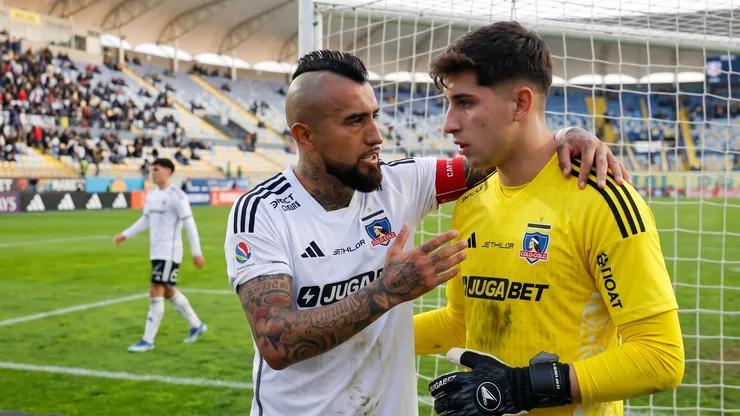 Vidal aconseja a Maureira para mejorar como arquero