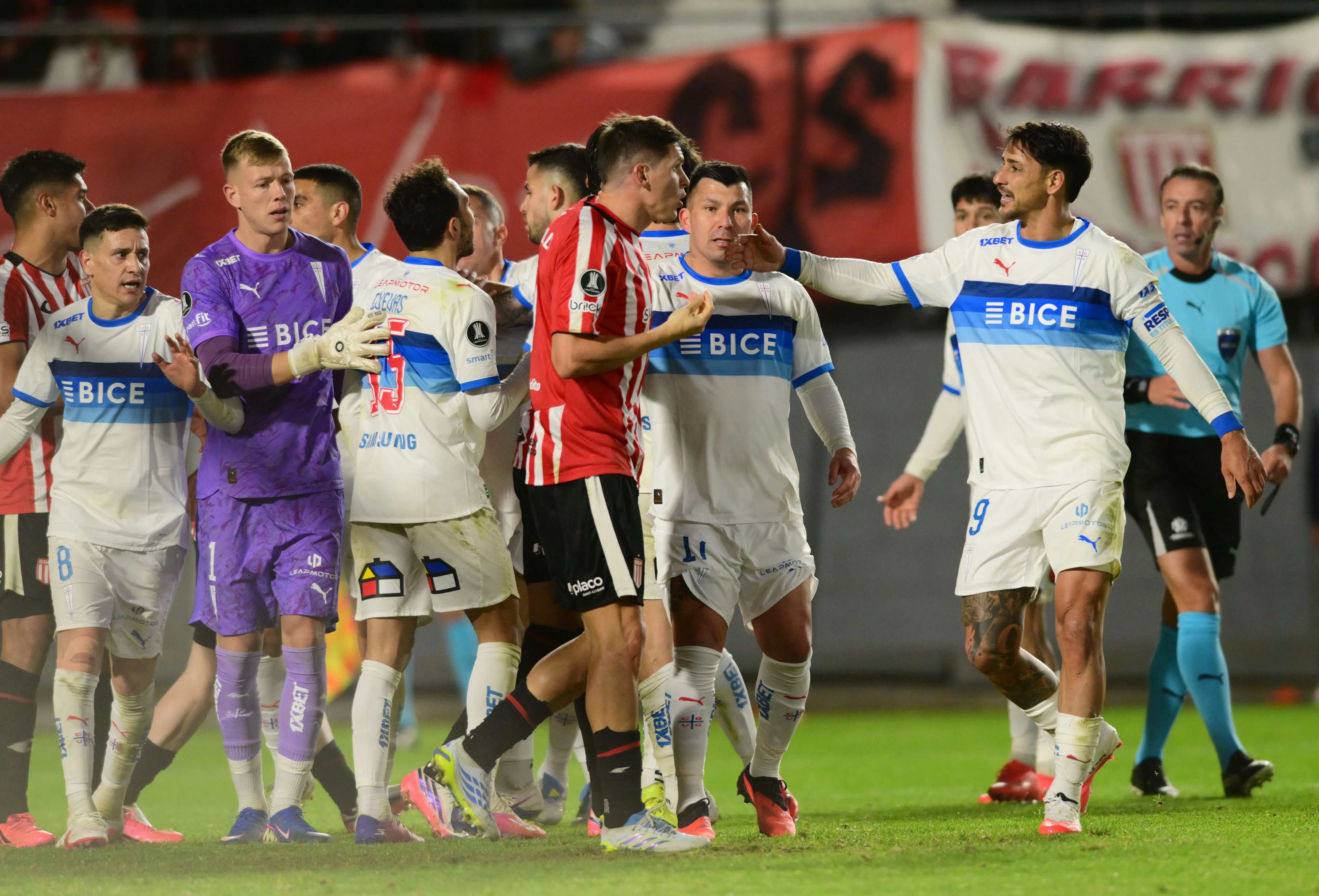 Universidad Católica rescató un empate en Argentina ante Estudiantes