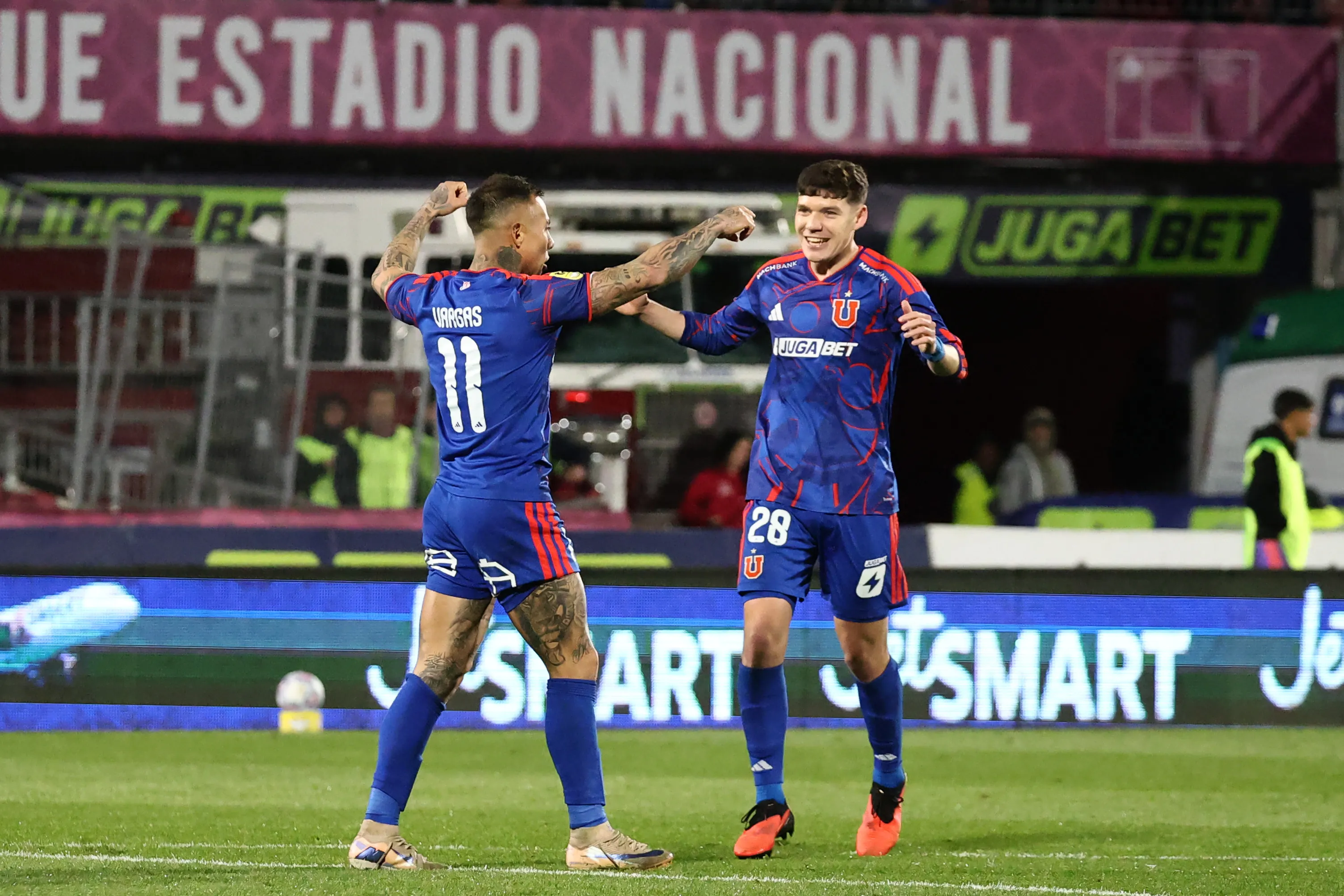Agustín Arce es seguido desde el extranjero. Foto: Dragomir Yankovic/Photosport