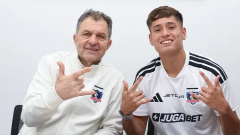 Aníbal Mosa junto a Iván Román, defensor que llegó desde Brasil al Cacique.