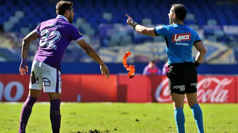 Fernando Véjar y Joaquín Larrivey, protagonistas de la llamativa acción en Concepción.