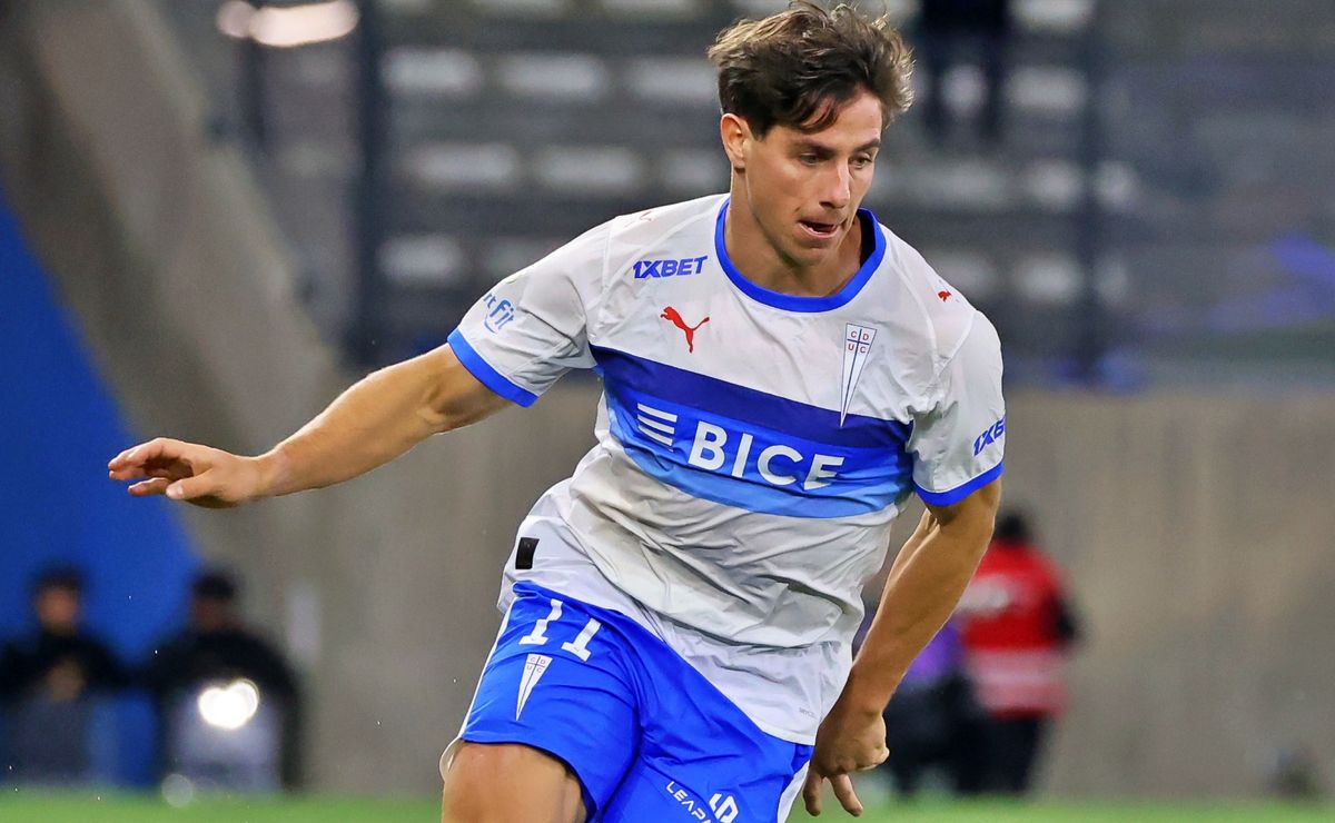 Católica apurará a Clemente Montes por suspensión de Zampedri en Copa Libertadores