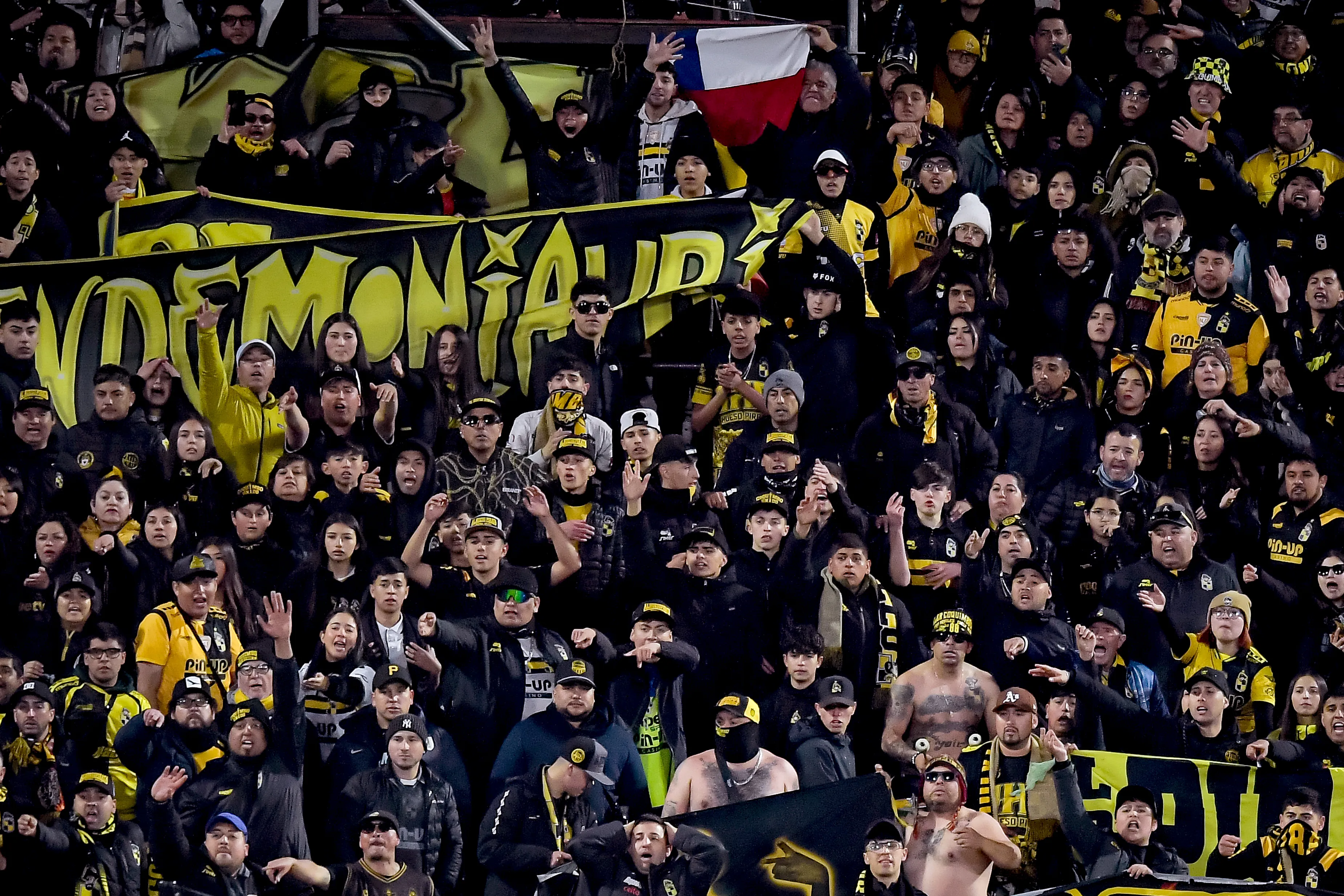 Los hinchas de Coquimbo llegaron en gran cantidad a Buenos Aires. Imagen: Getty