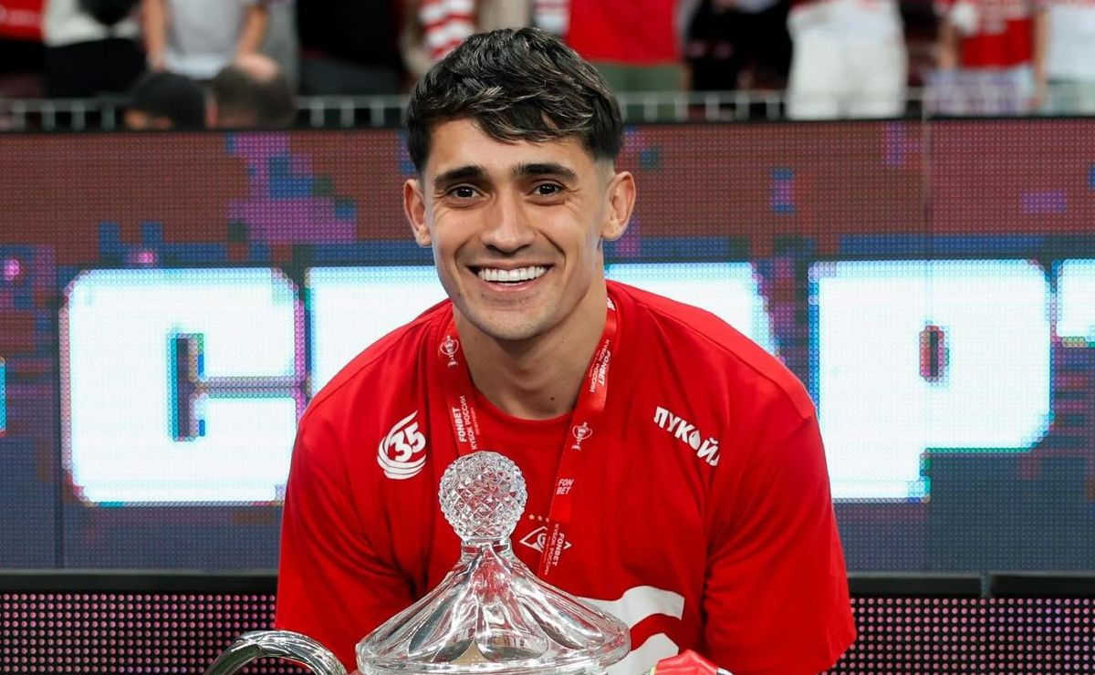 ¡Bombazo! Avisan que Pablo Solari se acerca a un grande de Sudamérica en este mercado de pases