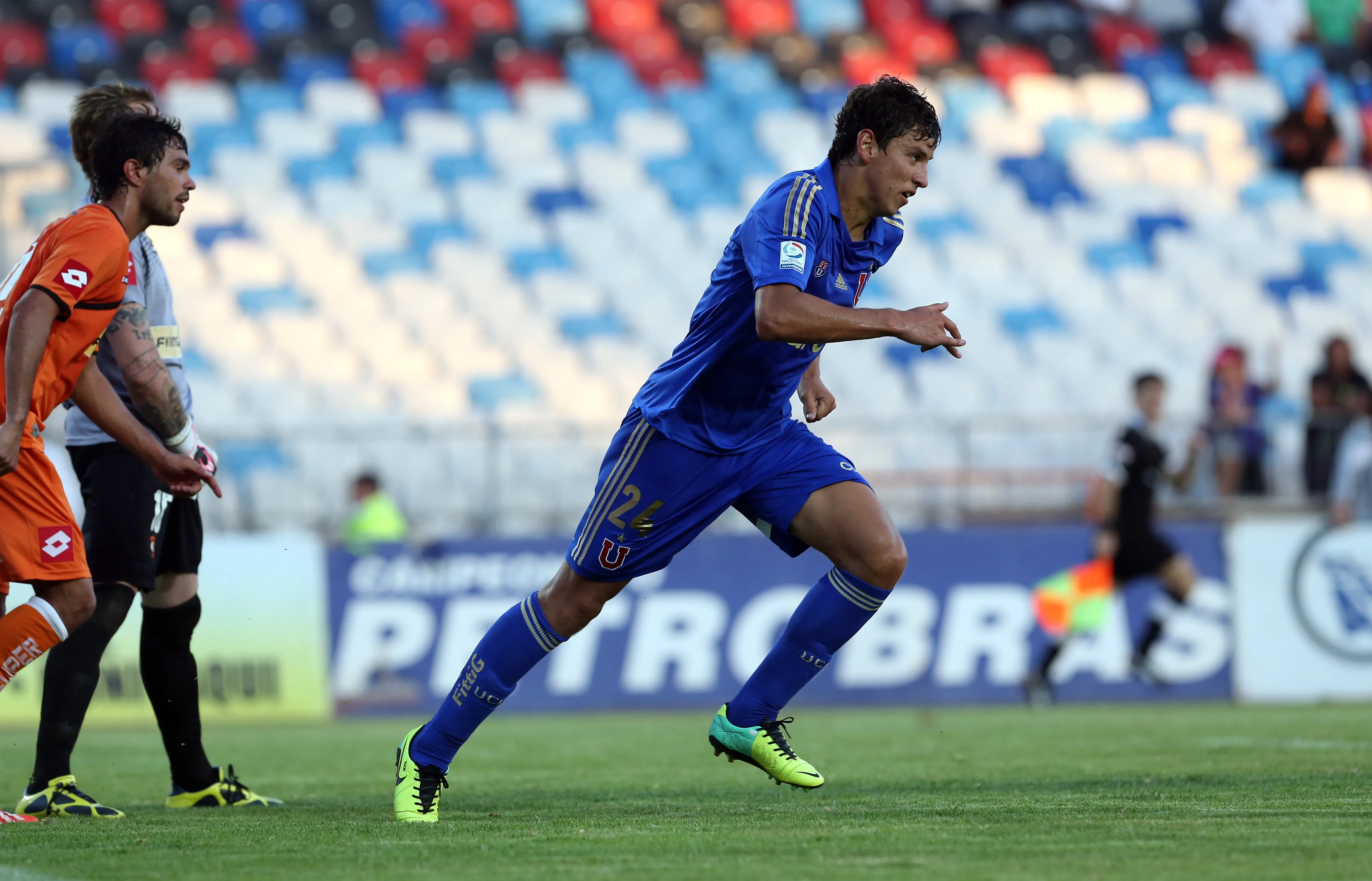 Lichnovsky debutó en 2011 en U. de Chile y partió en 2014. Imagen: Photosport