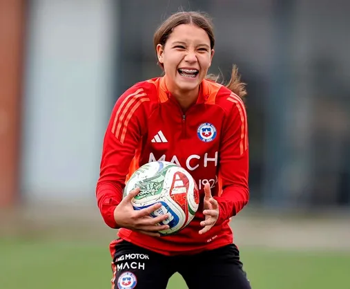 Catalina Muñoz es una de las citadas a los amistosos de La Roja en Estados Unidos