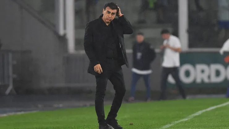 Gustavo Quinteros no sigue en Independiente.