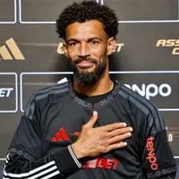 Antes de debutar en Colo Colo: El homenaje de FIFA para Vozinha