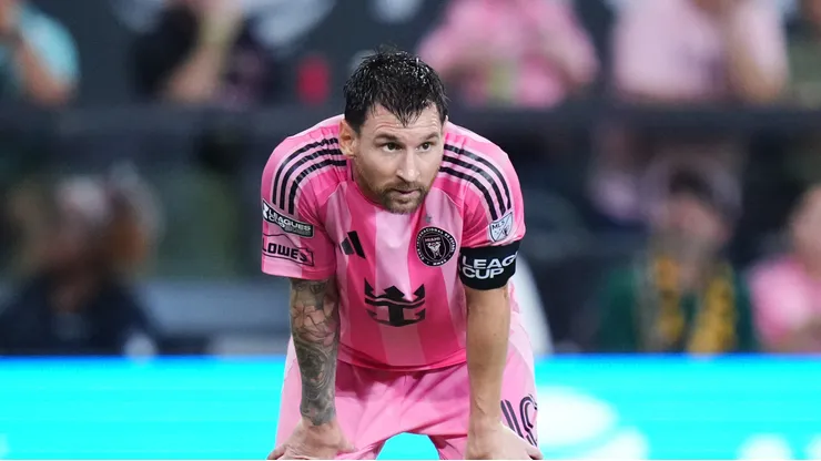 Messi jugando ante León, pocos días después de la muerte de su padre