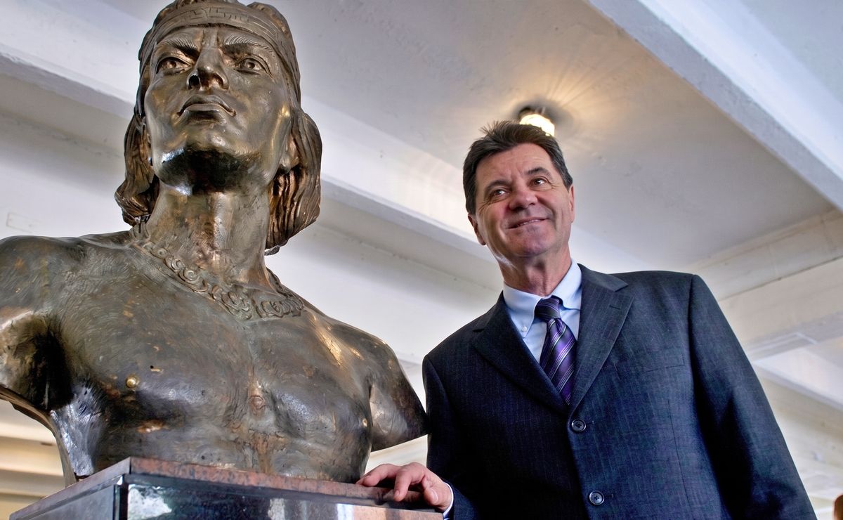 Mirko Jozić vuelve a Chile: CSD Colo Colo entrega detalles del homenaje en el Teatro Caupolicán al DT campeón de la Libertadores 1991