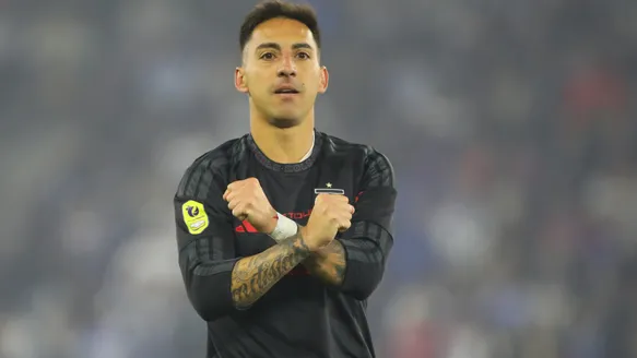 Lucas Barrios elogia a Javier Correa y destaca su nivel en Colo Colo