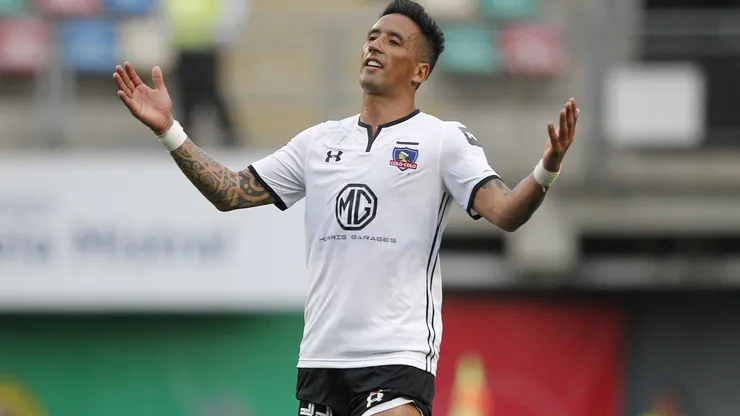 Lucas Barrios se la juega por figura de Colo Colo.