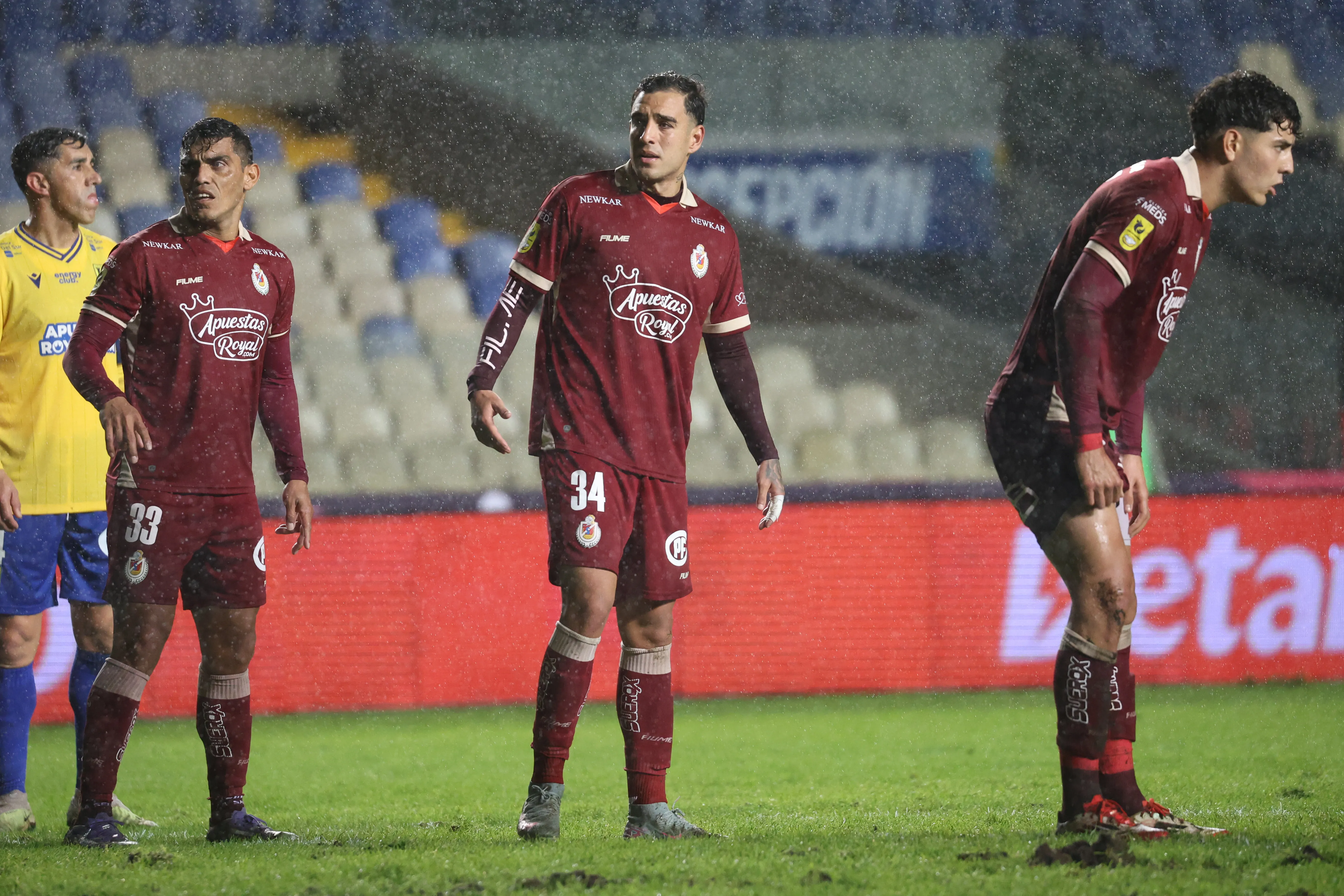 Ian Franco Rasso estuvo a punto de anotar su primer gol, pero lo anularon por una posición de adelanto muy difícil de percibir. (Eduardo Fortes/Photosport).