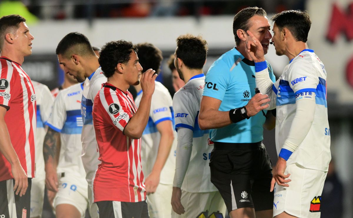 El polémico árbitro para la revancha de U Católica vs Estudiantes en Copa Libertadores