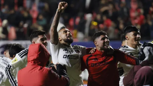 Colo Colo tiene una distancia de 12 puntos con U de Chile.