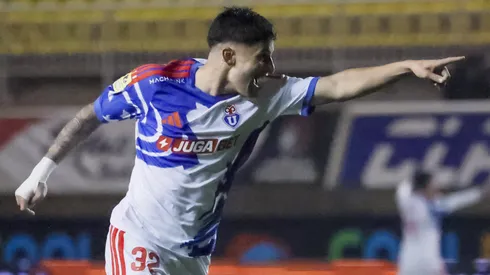 Gonzalo Reyna festejó ante Limache.