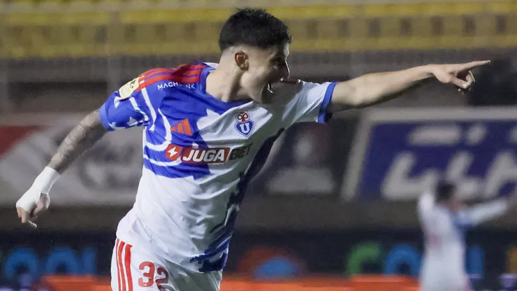 Gonzalo Reyna festejó ante Limache.