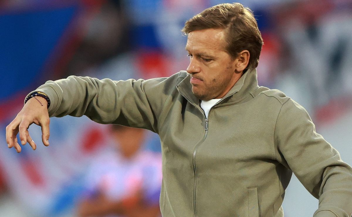 DT de Unión La Calera admite que pende de un hilo tras caer vs Ñublense: “Uno está hasta que se dispone”