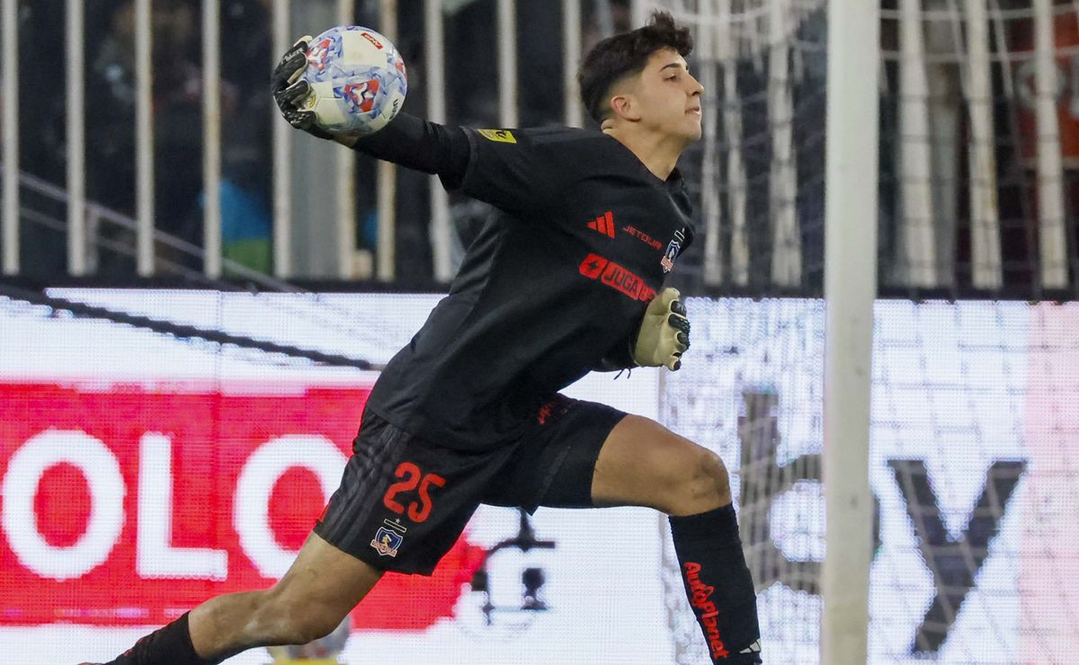 Óscar Wirth pide que Gabriel Maureira pierda el puesto con Vozinha en Colo Colo: “Sería beneficioso para él”