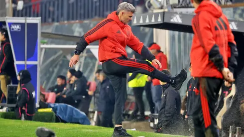 El Tano Ortiz apuntó a la cancha del Monumental.