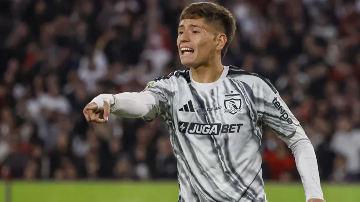 Iván Román debutó en Colo Colo.