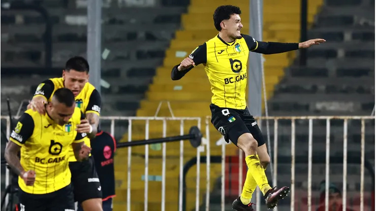 Arnaldo Castillo ya le marcó tres goles a Colo Colo este 2026