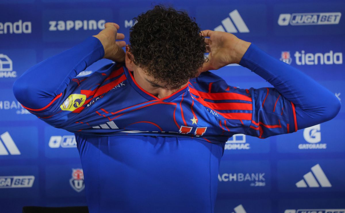 El llamado que hizo bajar un refuerzo de U de Chile para presentar a Lichnovsky: “Tomamos la decisión”