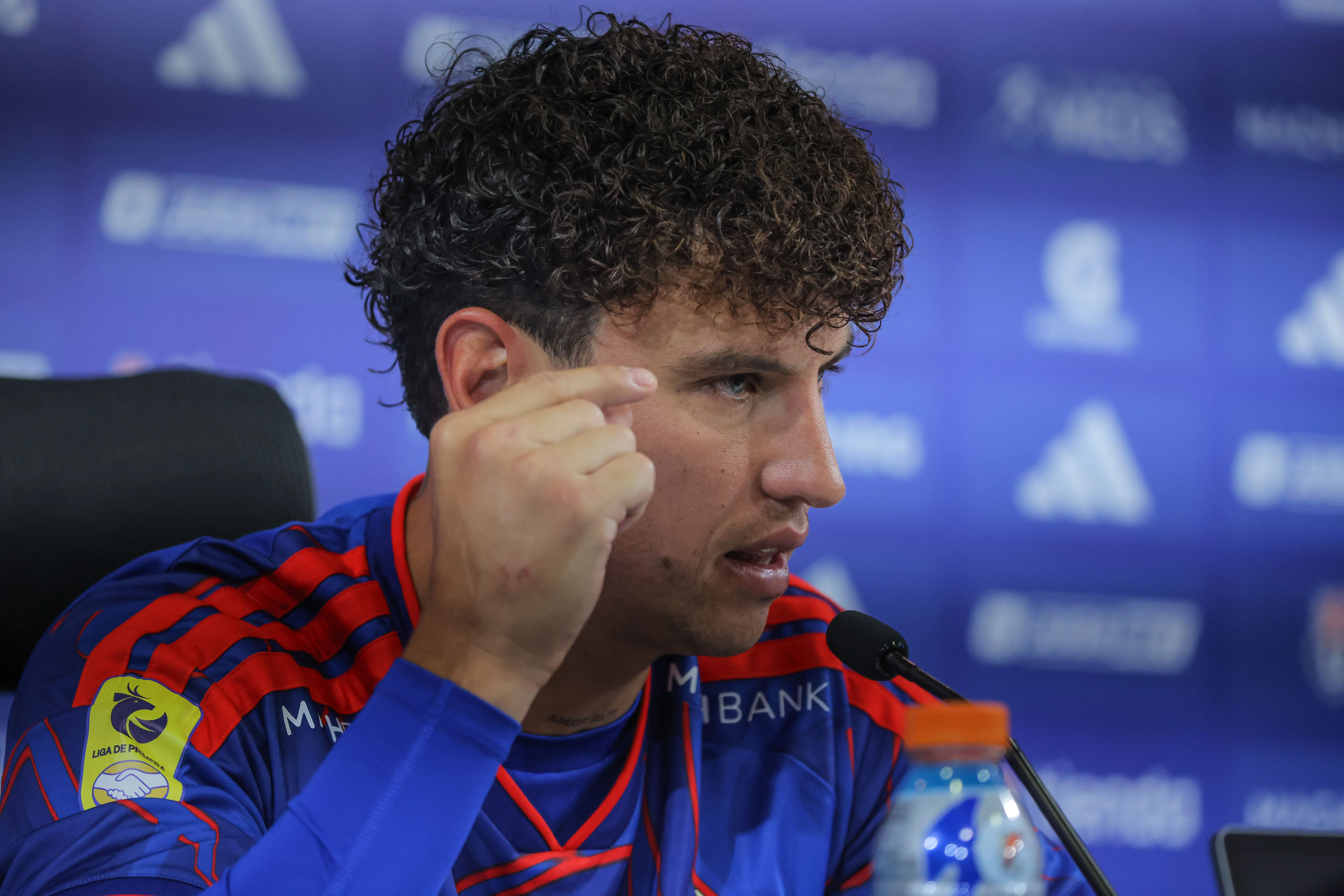 Lichnovsky llega como referente a la U. Foto: Luis Quinteros/Photosport
