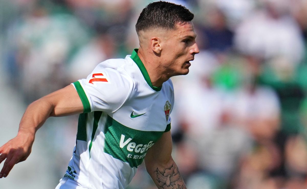 Lucas Cepeda y Elche rescatan empate ante La Coruña en su estreno en La Liga