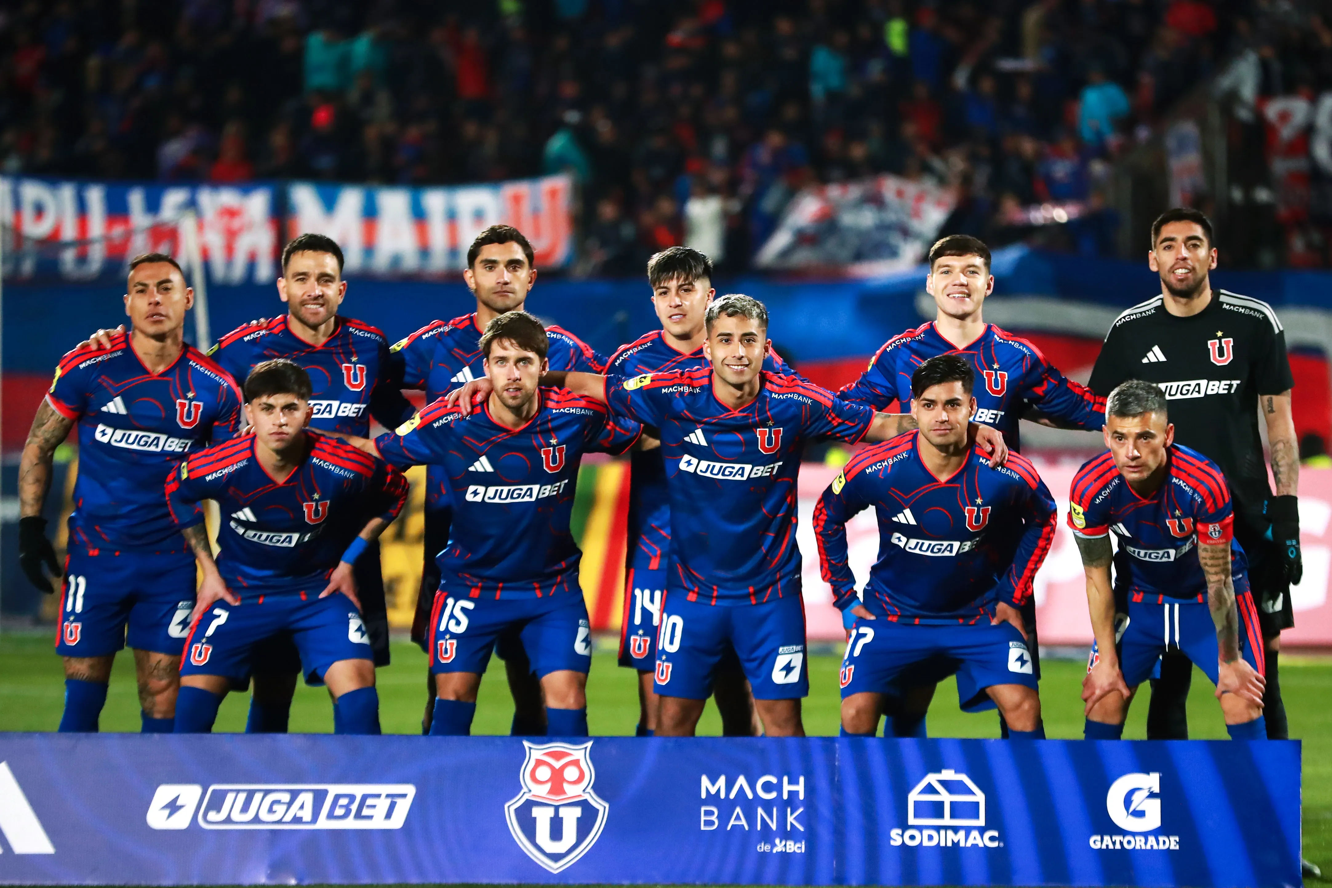 U de Chile tendrá entrenamiento con público previo al Superclásico. Foto: Felipe Zanca/Photosport