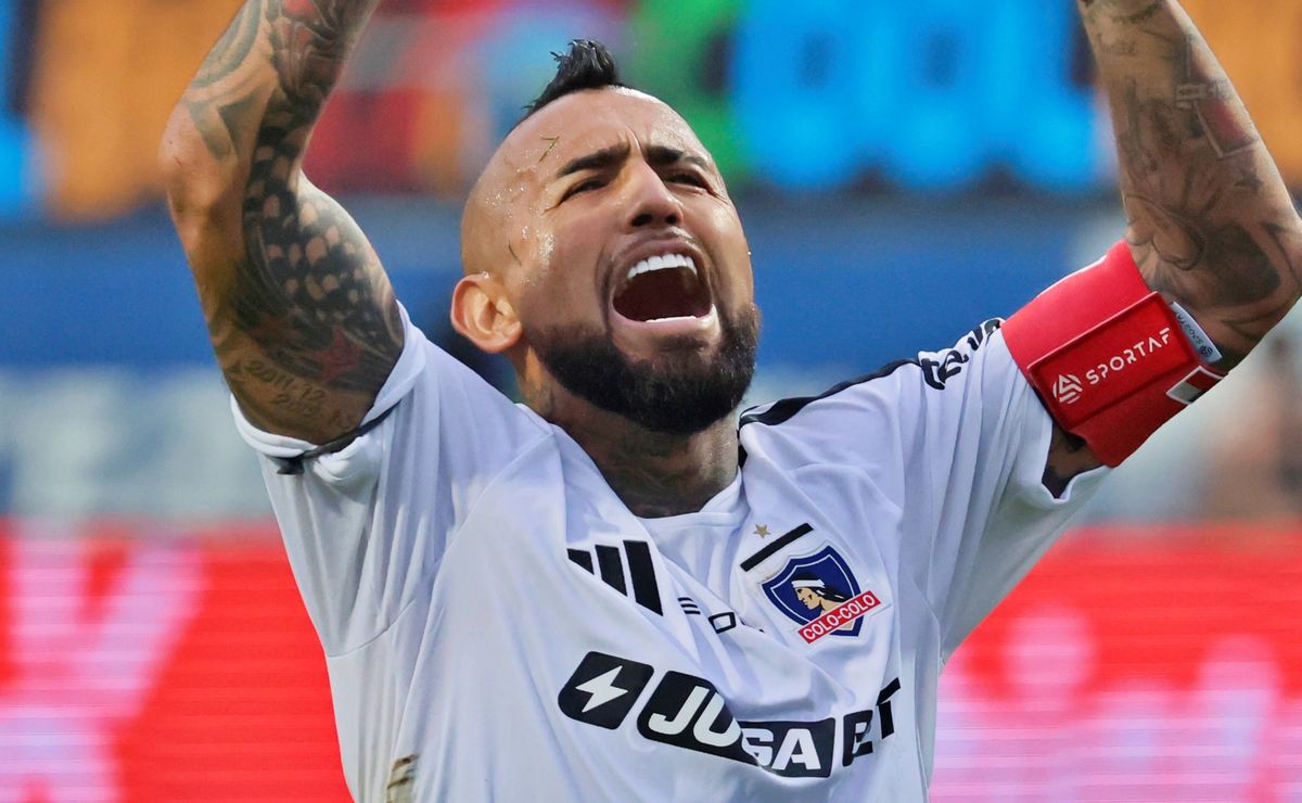 El aviso de Vidal a la U en la lucha por el título con Colo Colo: “Este campeonato en nuestro, no nos vamos a caer”