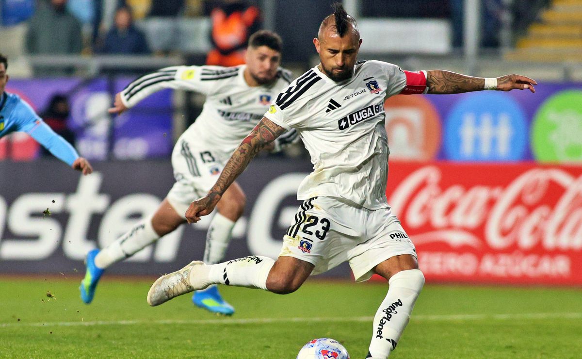 Vidal responde si patea un penal para Colo Colo ante la U en el Superclásico: “No tengo problema en eso”