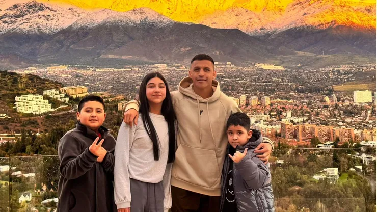 Alexis Sánchez señaló que desea volver a Chile a transmitir su experiencia