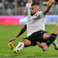 ¿Cambio de localía? Vidal critica a la pésima cancha del Monumental
