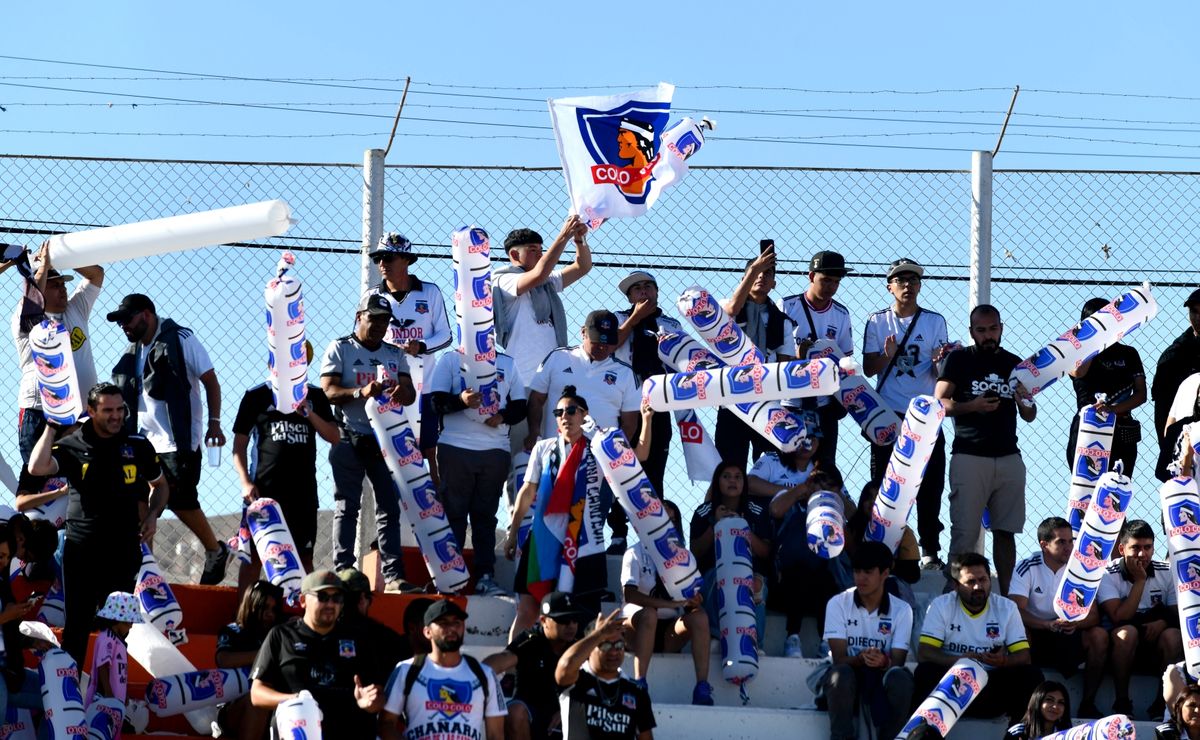 Colo Colo ejerce presión a autoridades para presencia de hinchas en Superclásico