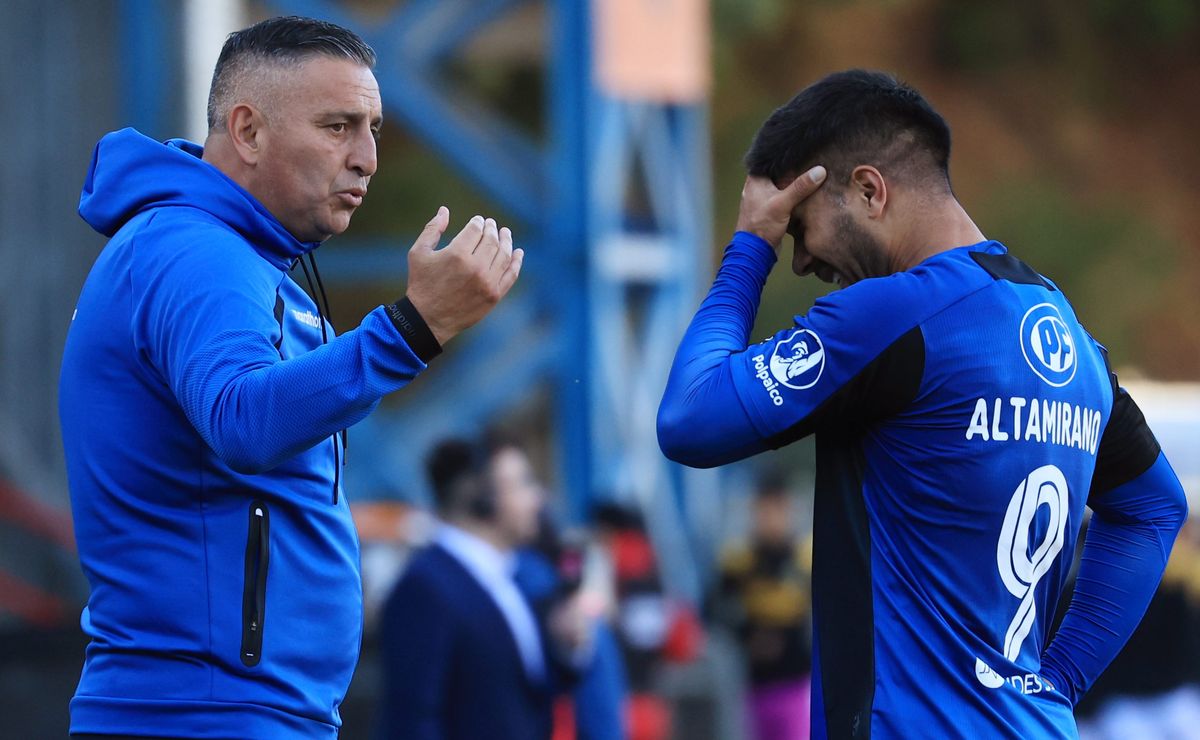 En medio de la crisis por Jaime García: Huachipato presenta a nuevo delantero uruguayo