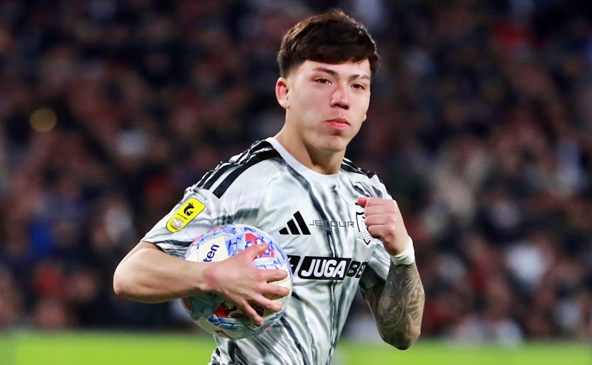 Leandro Hernández amenaza a la U a días del Superclásico 200: “Para salir campeón hay que ganarle a todos”