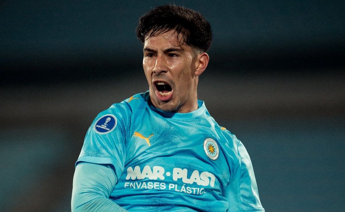 Salomón Rodríguez se olvida de mala racha en Colo Colo y quintuplica sus goles en Montevideo City: “El mejor de América”