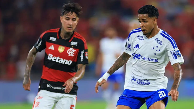 Erick Pulgar destaca en triunfo de Flamengo a Cruzeiro en Libertadores.