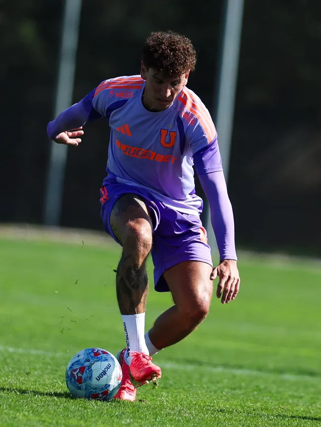 Igor Lichnovsky lleva meses sin jugar un partido oficial. Foto: U de Chile.