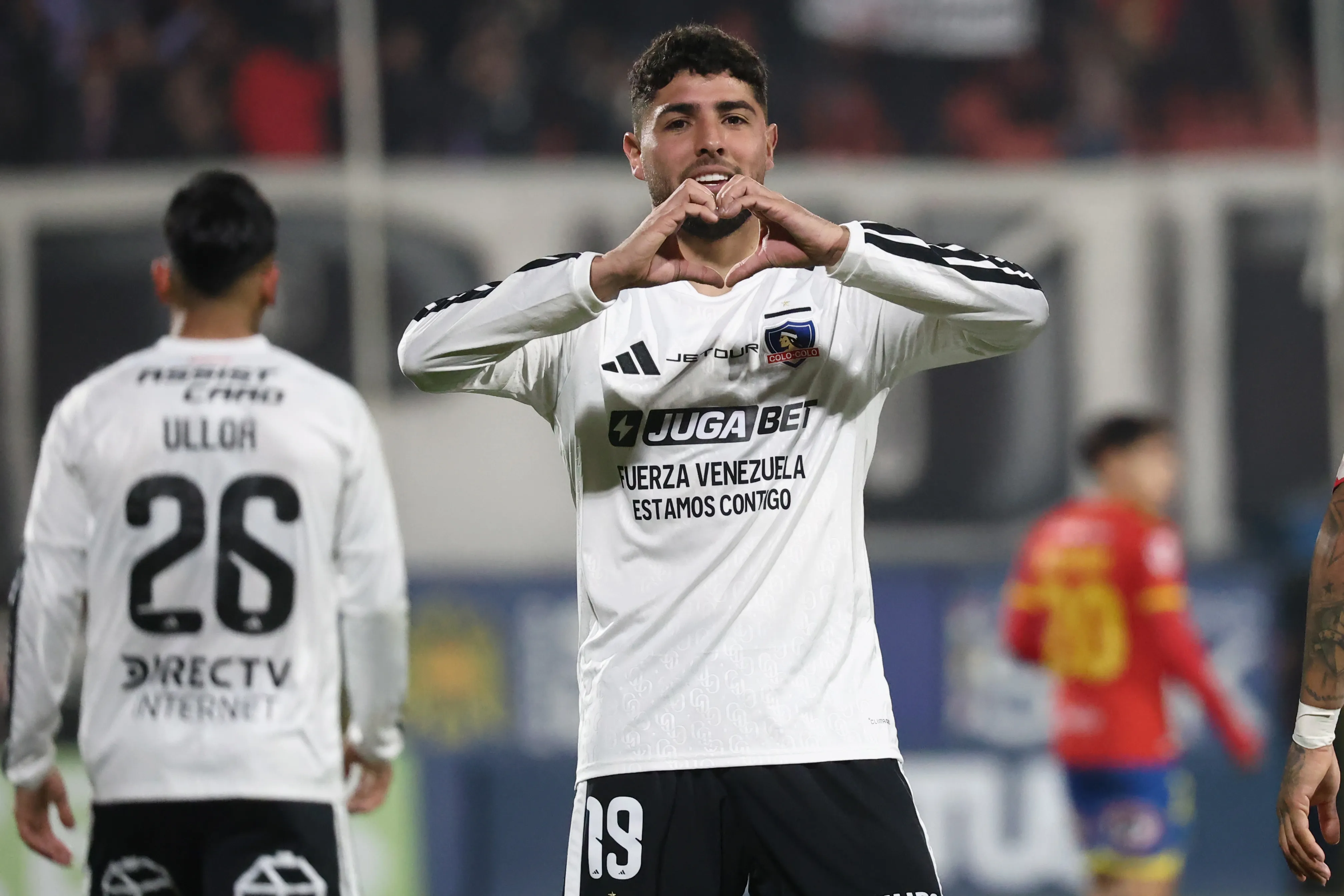 Maximiliano Romero lleva 14 goles con la camiseta de Colo Colo. | Foto: Photosport.