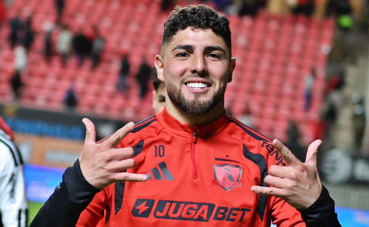 El mensaje de Maximiliano Romero a Colo Colo por su renovación: “Más que feliz de quedarme”