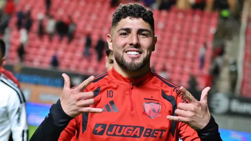 Romero avisó que quiere quedarse en el Cacique.